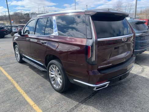 Used 2023 Cadillac Escalade Premium Luxury image 7