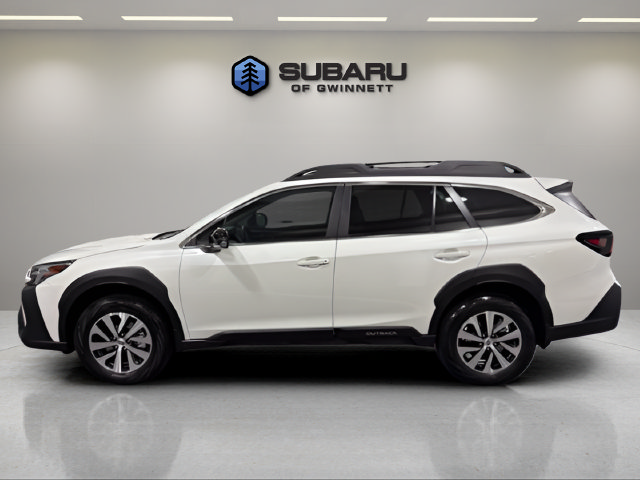 Used 2025 Subaru Outback Premium AWD/4WD image 2