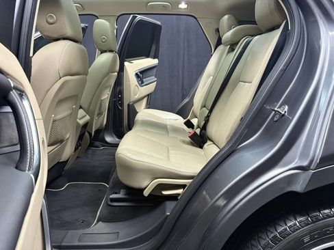 Used 2016 Land Rover Discovery Sport HSE image 34