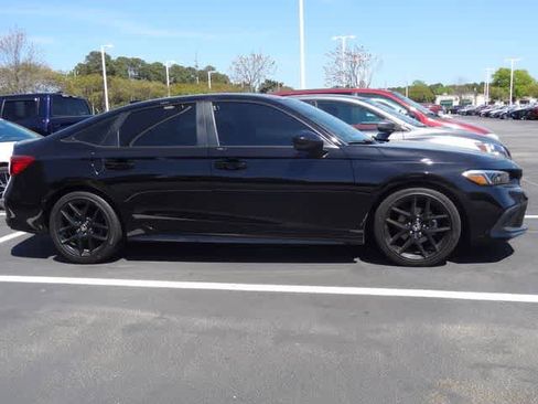 Used 2024 Honda Civic Sport image 5