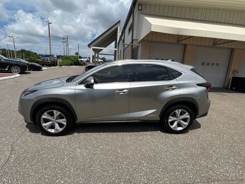 Used 2017 Lexus NX 300h AWD image 8