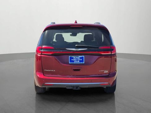 Used 2021 Chrysler Pacifica Limited w/ Premium & Safety Sphere Group AWD/4WD image 5
