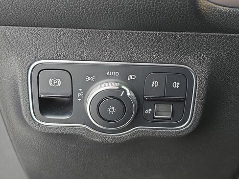 Certified 2022 Mercedes-Benz GLB 250 GLB 250 image 26