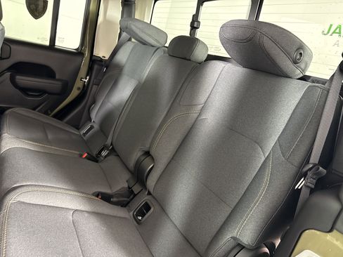 New 2026 Jeep Gladiator Willys image 13