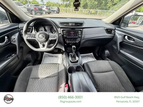 Used 2019 Nissan Rogue SV AWD/4WD image 12