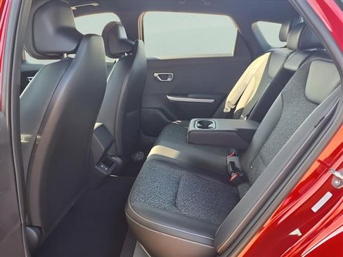 New 2025 Kia K4 GT-Line image 23