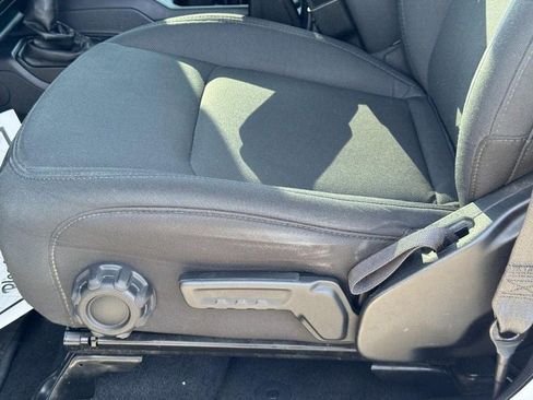 Used 2021 Jeep Wrangler Unlimited Sport image 24