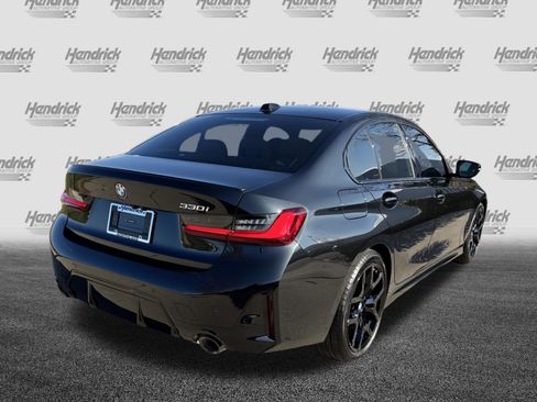 Used 2026 BMW 330i Sedan w/ M Sport Package RWD image 9
