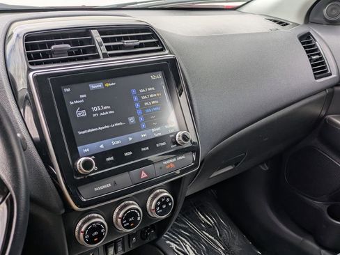 Used 2025 Mitsubishi Outlander Sport SE AWD/4WD image 15