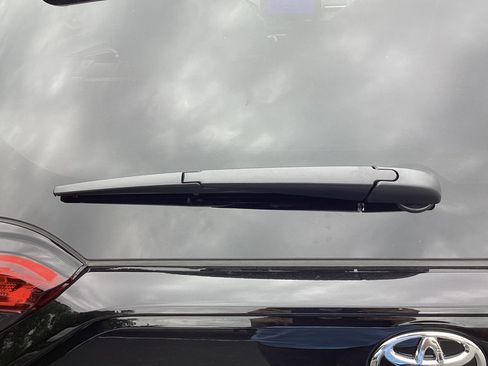 New 2025 Toyota RAV4 XLE Premium image 5