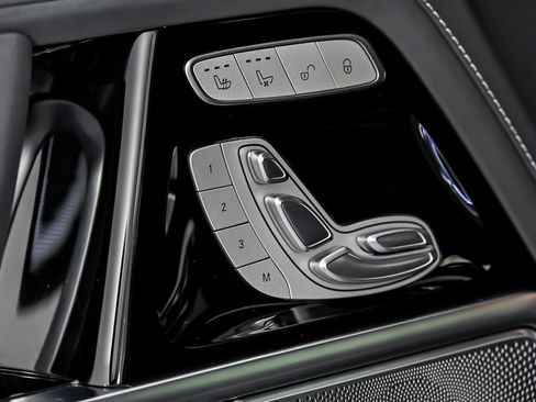 Used 2025 Mercedes-Benz G 63 AMG 4MATIC image 16