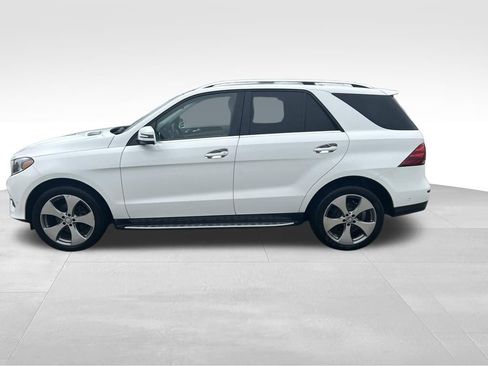 Used 2017 Mercedes-Benz GLE 350 4MATIC image 2