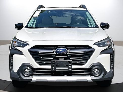 Used 2024 Subaru Outback Limited AWD/4WD image 3