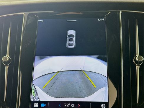 Used 2024 Volvo S60 B5 Core image 23