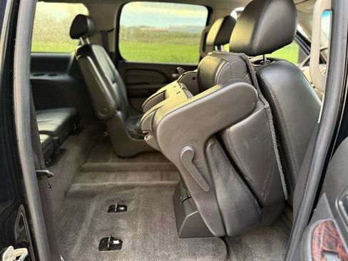 Used 2009 GMC Yukon XL Denali image 28
