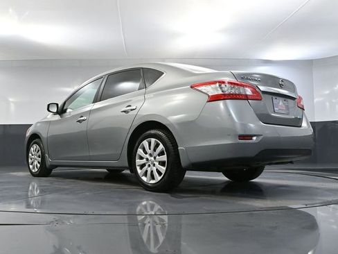 Used 2014 Nissan Sentra S image 41