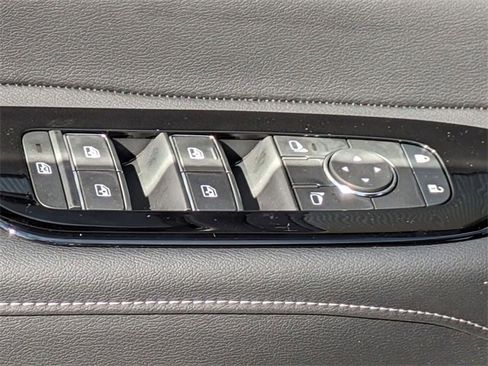 New 2025 Nissan Murano SL image 13