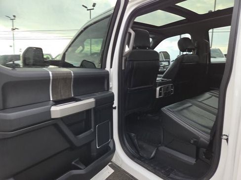 Used 2020 Ford F350 Lariat w/ Lariat Ultimate Package AWD/4WD image 12