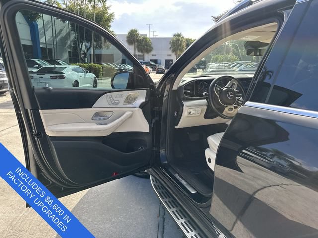 Used 2022 Mercedes-Benz GLS 450 4MATIC image 22