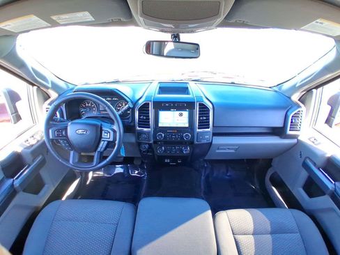 Used 2016 Ford F150 XLT w/ Equipment Group 302A Luxury image 11