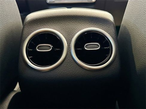 Certified 2025 Mercedes-Benz GLA 250 4MATIC image 26