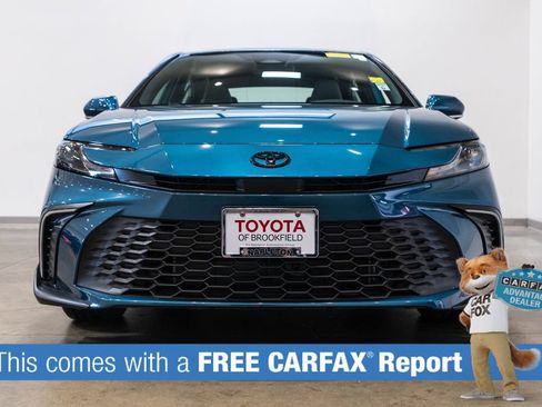 Used 2026 Toyota Camry SE w/ Convenience Package FWD image 2