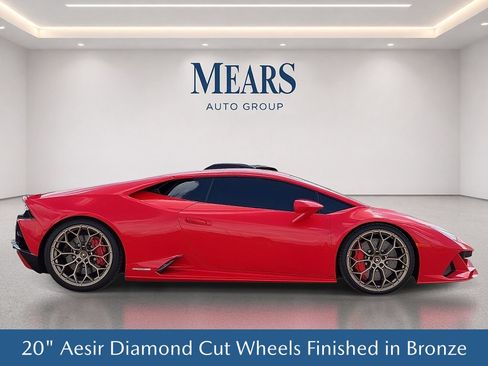 Used 2023 Lamborghini Huracan EVO AWD/4WD image 7