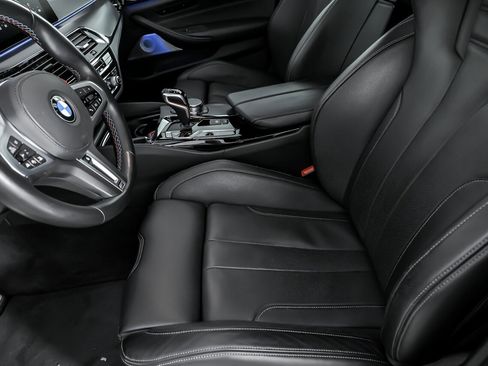 Used 2020 BMW M5 w/ Executive Package image 22