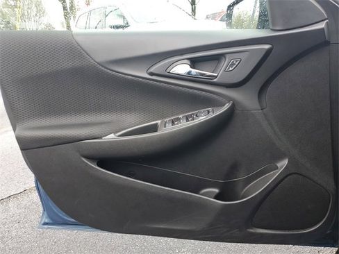 Used 2024 Chevrolet Malibu LT image 29