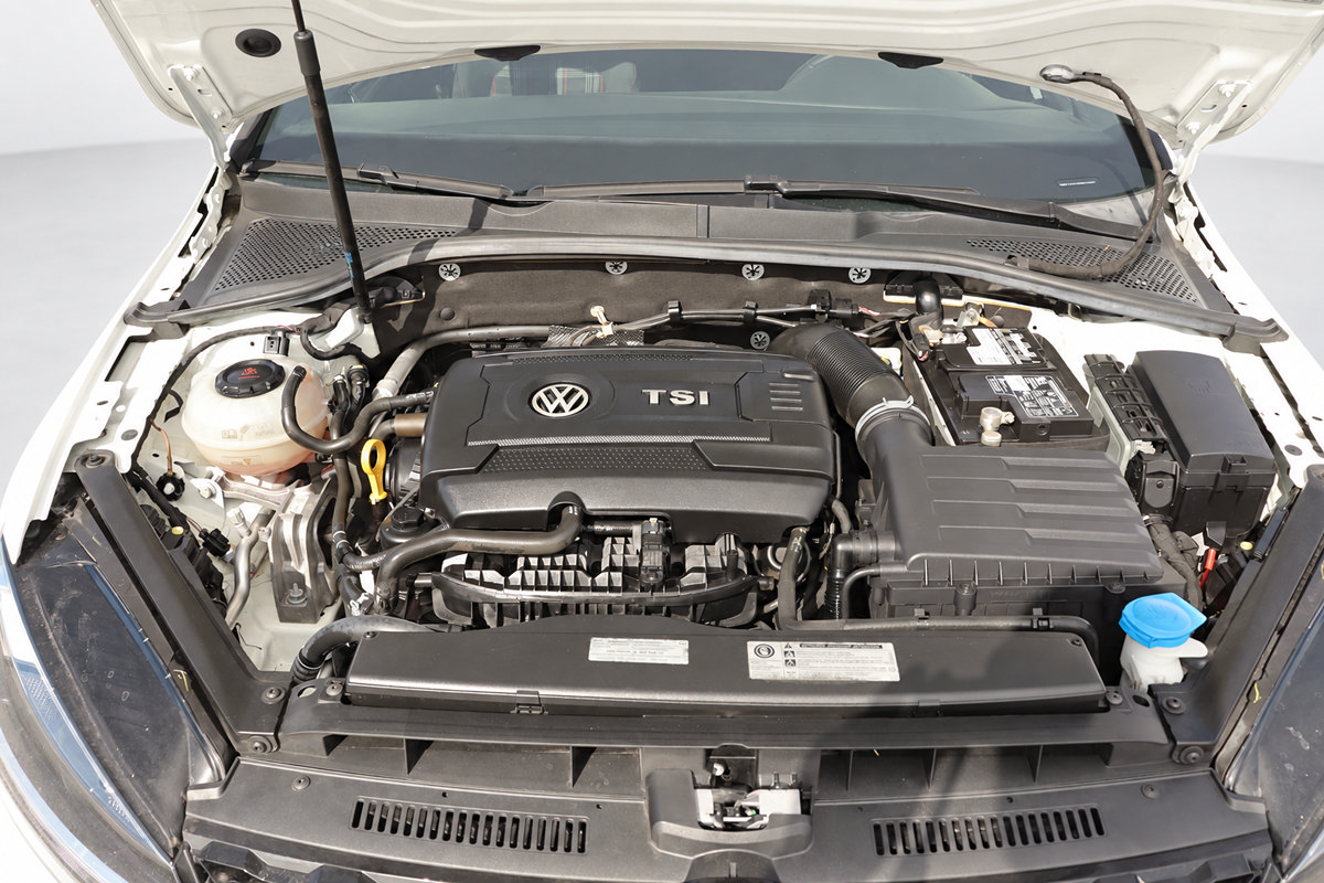 Used 2019 Volkswagen GTI S w/ Driver Assistance Package FWD image 39