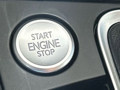 Certified 2025 Volkswagen Jetta GLI Autobahn image 57