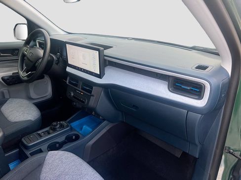 Used 2025 Ford Maverick XLT FWD image 27