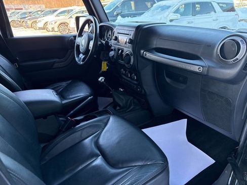 Used 2017 Jeep Wrangler Unlimited Sport w/ Quick Order Package 23S image 38
