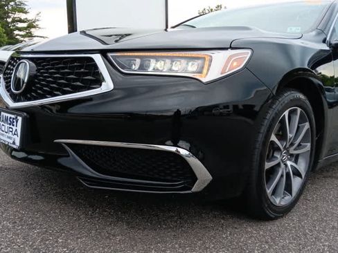 Used 2019 Acura TLX V6 SH-AWD image 9