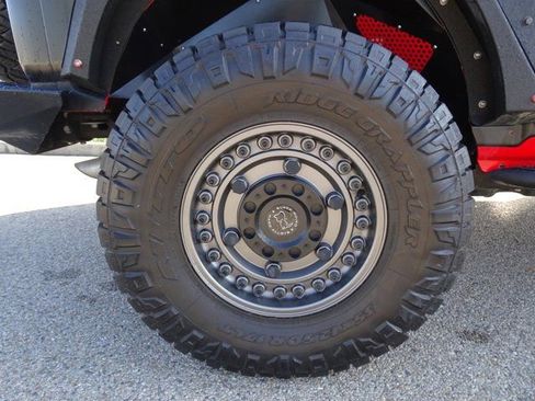 Used 2023 Jeep Wrangler Unlimited Sport image 24