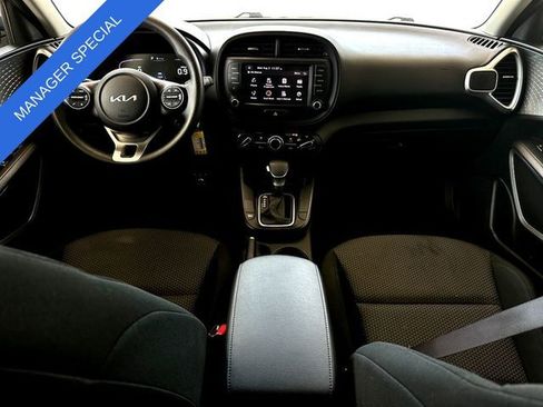 Used 2024 Kia Soul LX w/ Option Group 015 FWD image 27