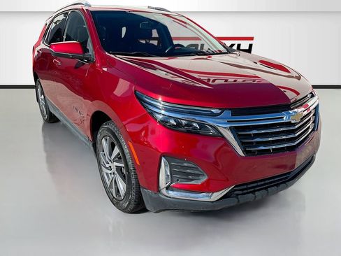 Used 2023 Chevrolet Equinox Premier image 1