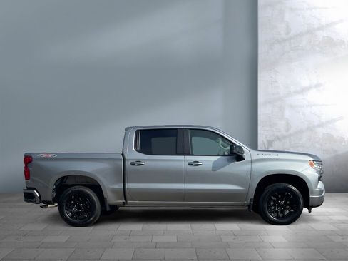 Used 2026 Chevrolet Silverado 1500 RST AWD/4WD image 7