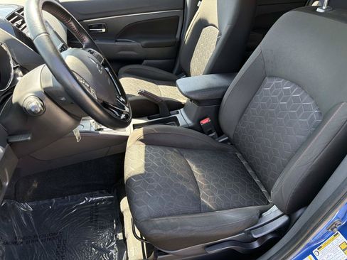 Used 2022 Mitsubishi Outlander Sport ES FWD image 18