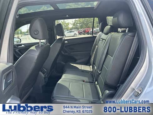 Used 2019 Volkswagen Tiguan SEL Premium R-Line FWD image 20