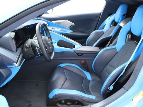Used 2023 Chevrolet Corvette Stingray Premium Cpe w/ Z51 Performance Package RWD image 24