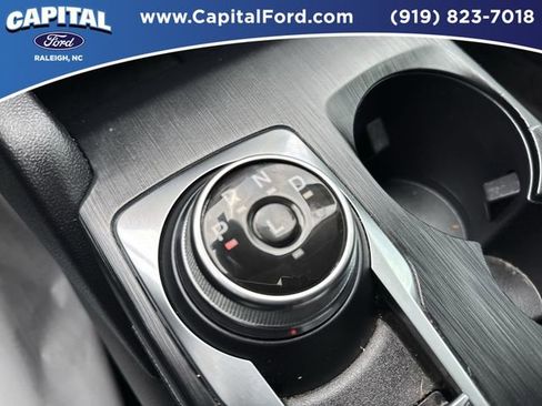 Certified 2022 Ford Escape SEL FWD image 30