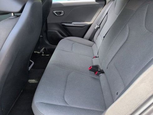 Used 2025 Kia K4 FWD image 27