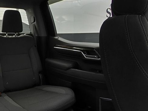 Used 2025 Chevrolet Silverado 1500 LT RWD image 11