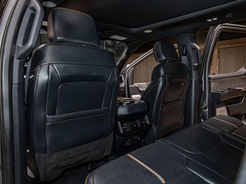 Used 2023 Ford F350 Platinum image 22