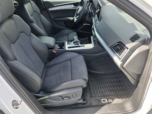 Used 2025 Audi Q5 e Premium Plus w/ Premium Plus Package AWD/4WD image 31