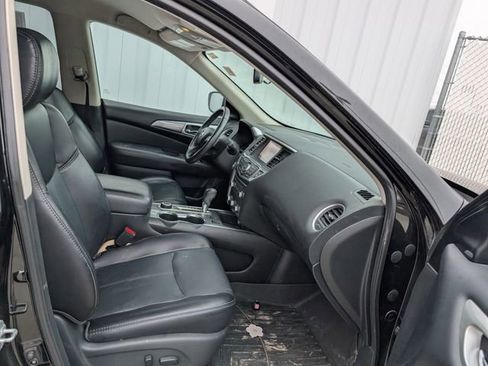 Used 2018 Nissan Pathfinder SL image 20