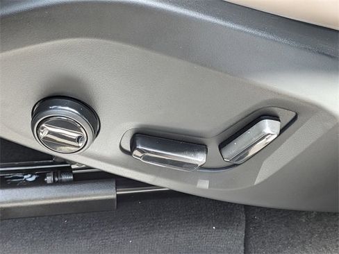 New 2026 Volvo XC60 B5 Plus w/ Protection Package Premier image 21