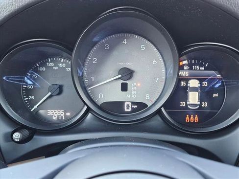 Used 2023 Porsche Macan S image 11