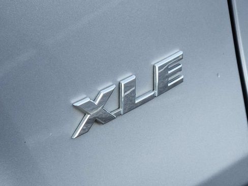 Used 2024 Toyota RAV4 XLE Premium FWD image 6